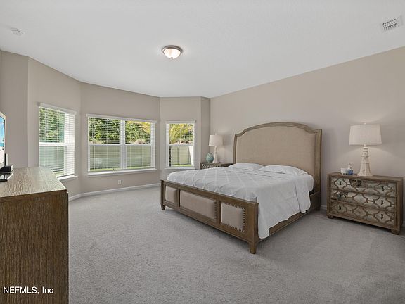 4th image of 372 WILLOW LAKE Drive