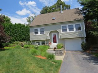 4 Cherokee Rd, Worcester, MA 01606