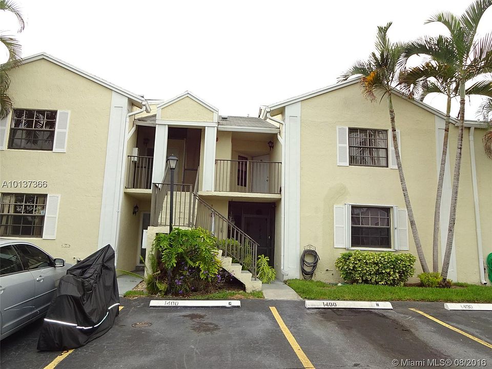 2nd image of 1400 Jefferson Dr APT D