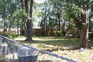 3rd image of 1 Waverly Ct