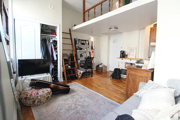 Rented by Luxor Homes & Investment Realty | media 4