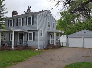 1702 W Springfield Ave, Champaign, IL 61821