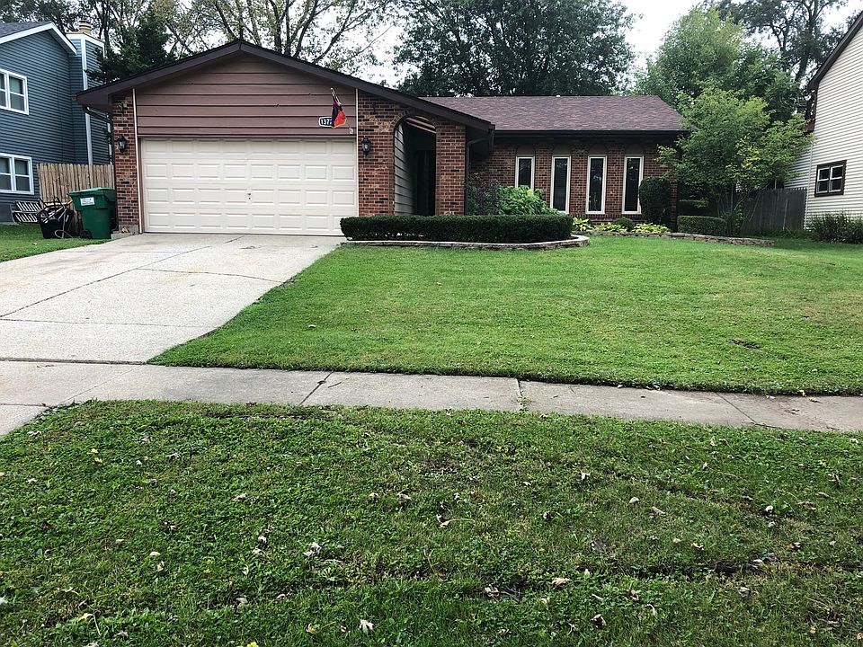 2nd image of 13728 W Birchwood Dr