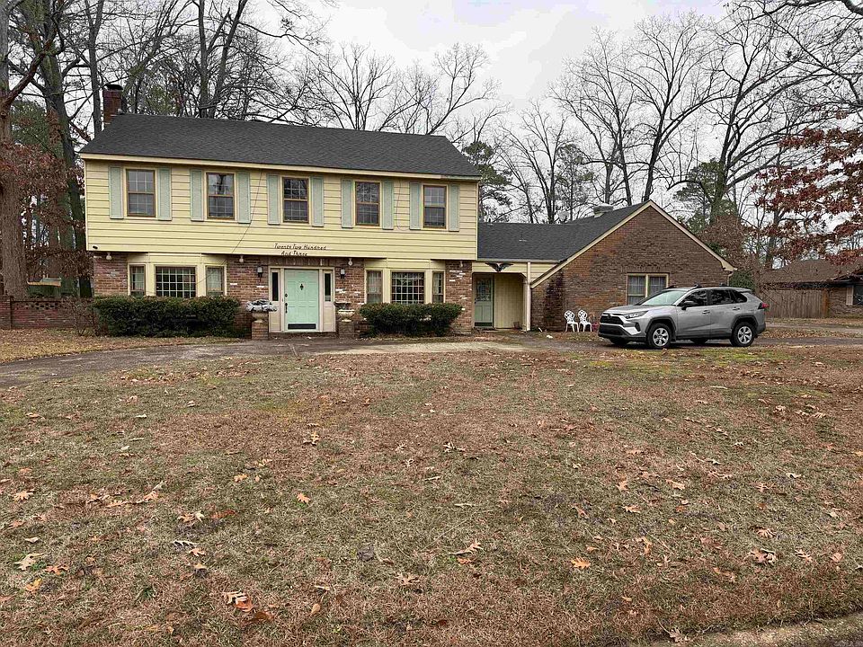 1st image of 2203 Cherry Ridge Dr