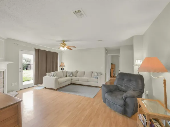 10410 Dude Rd, Houston, TX 77064