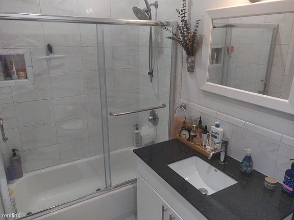 Bathroom1_a