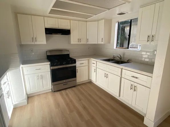 313 E Pine St #3, Santa Ana, CA 92701