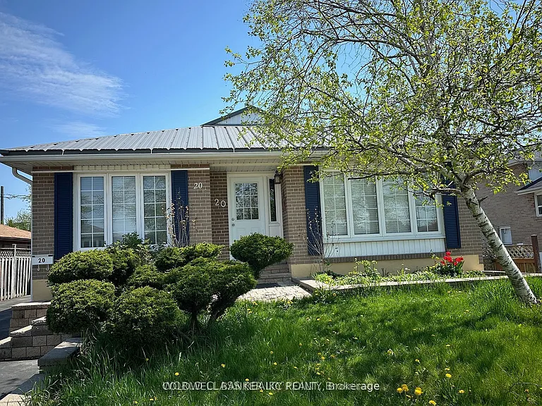 20 Murchison Cres — Photo 9