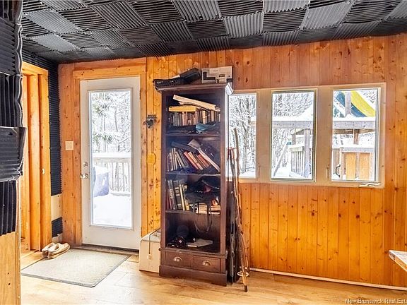 3rd image of 187 Gowland Mountain Rd