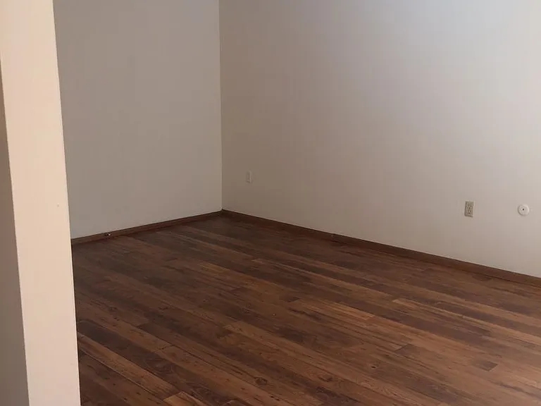 Go Long Apartments — Photo 4