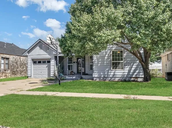1422 N Hudson St, Altus, OK 73521