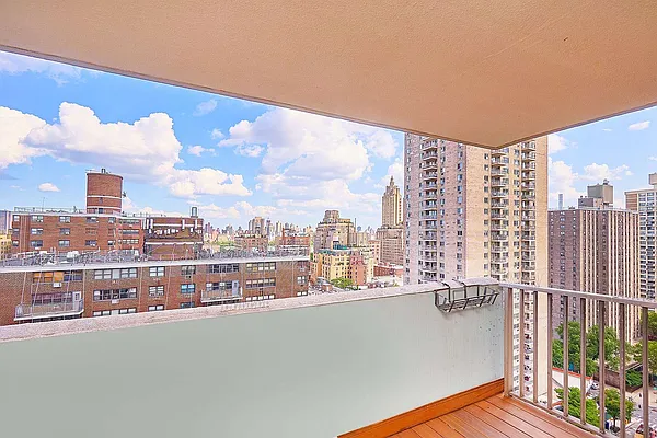 Rented by Keller Williams NYC | media 4