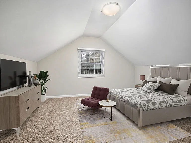 Sunstone Apartments — Photo 32