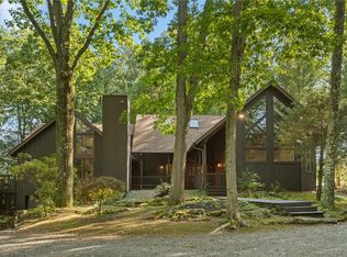 4114 Windfall Ln, Gibsonia, PA 15044