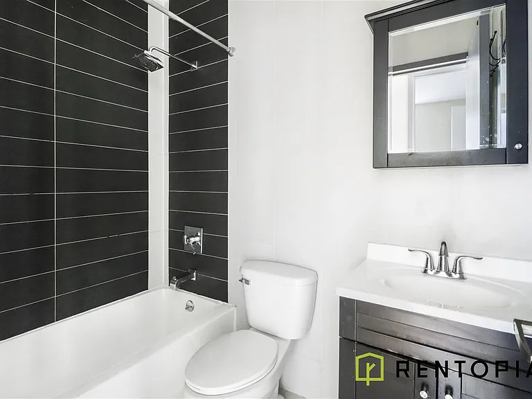 24 Havemeyer St #1G — Photo 7