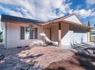 750 Queens Ave, Creswell, OR 97426