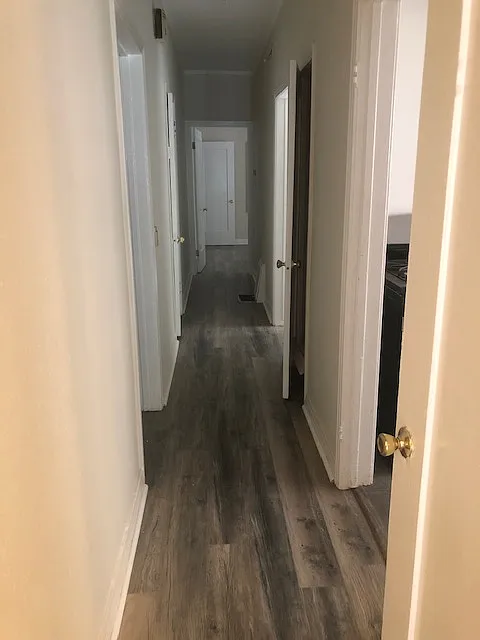 410 N Orange Grove Ave — Photo 3
