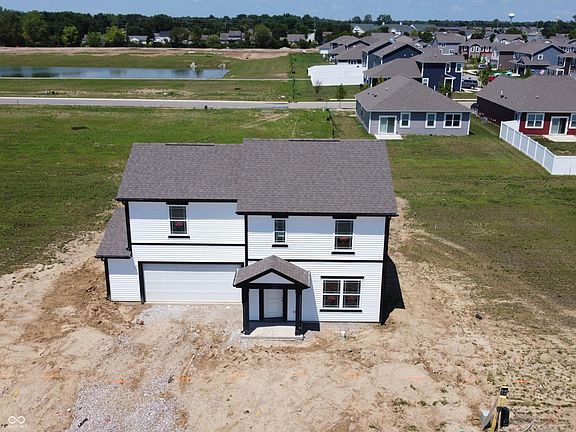 3rd image of 1334 Aster Dr