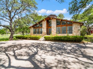 101 Hunters Glen Dr, San Marcos, TX 78666