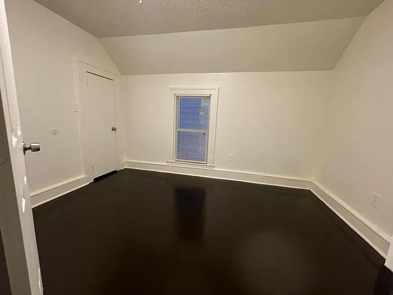 635 Orville Ave — Photo 5