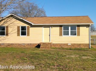 35 Willow Ln, Eastaboga, AL 36260