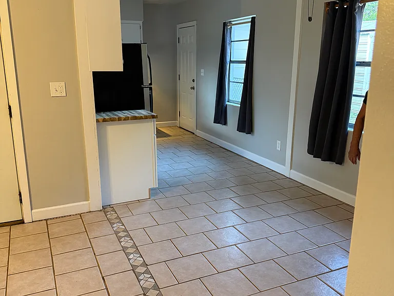 1001 Cleveland Ave — Photo 12