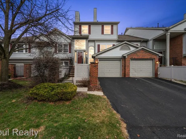 49714 Draper Cir #87, Plymouth, MI 48170