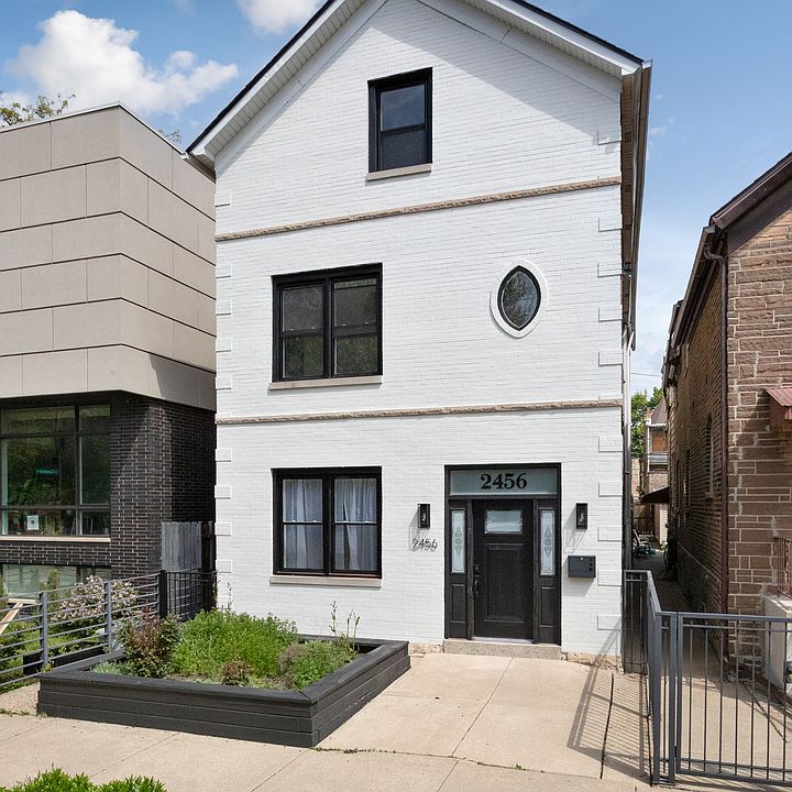 1st image of 2456 W Huron St
