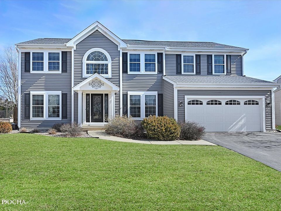 1st image of 420 Raintree Dr