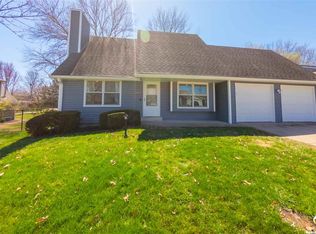 3805 Stetson Dr, Lawrence, KS 66049