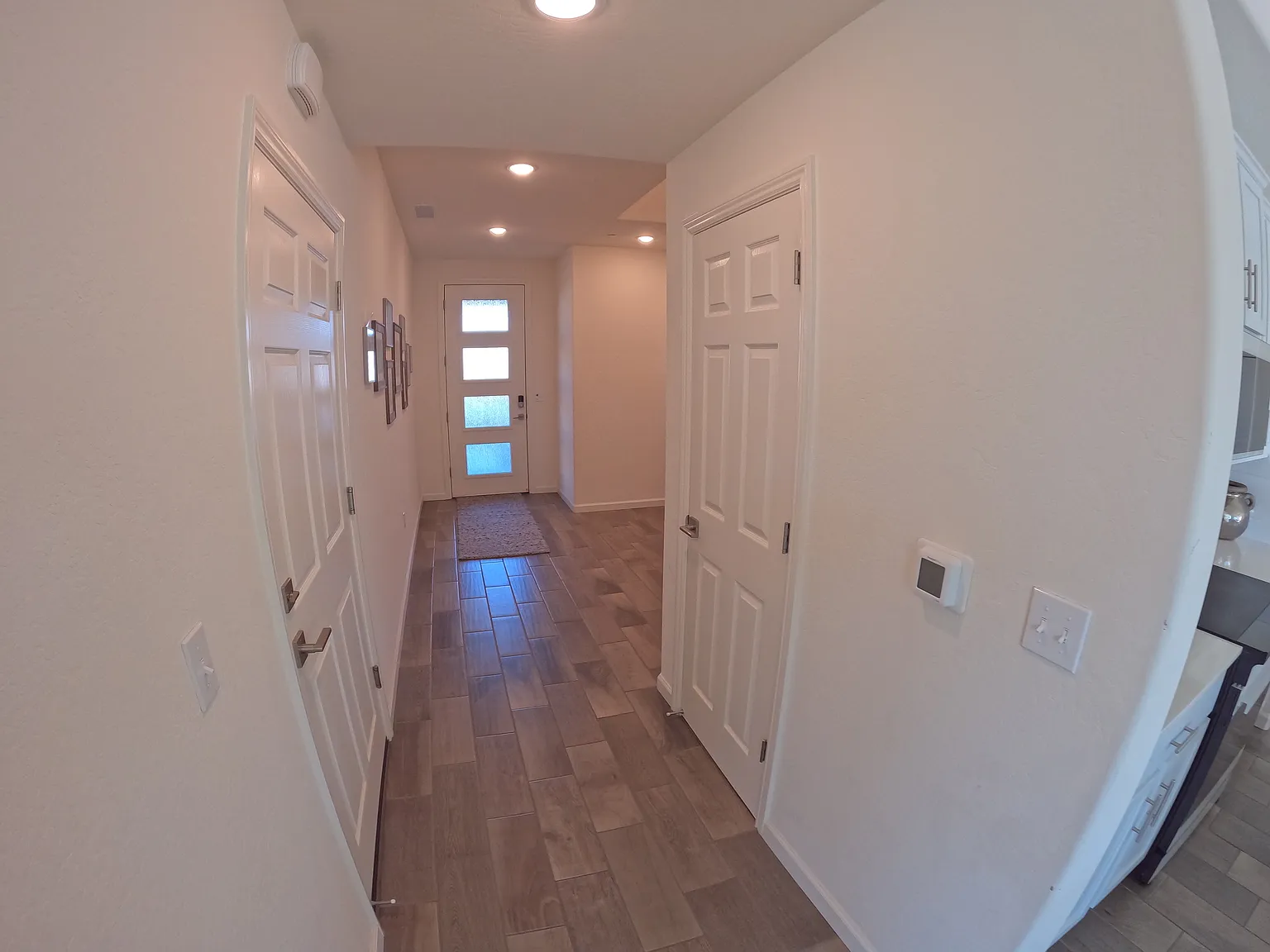 5 bed, 2741 sqft, $4,000 — Photo 4