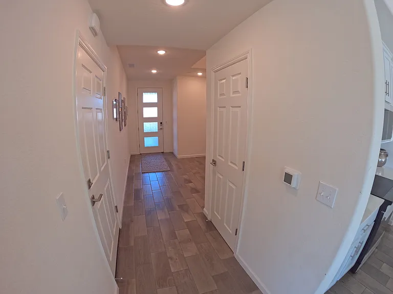 1887 N Filbert Ave — Photo 4