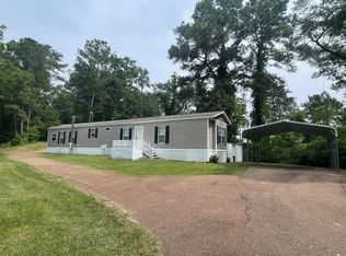 208 & 208B Cedar St, Mize, MS 39116