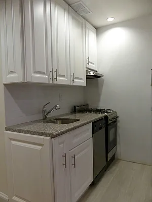 Rented by Immac Realty | media 13