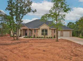 8101 Longbow Dr, Guthrie, OK 73044
