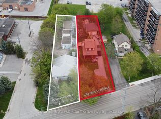 1083 Seneca Ave, Mississauga, ON L5G3X4