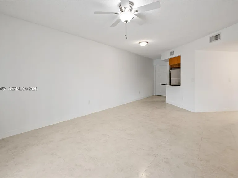 8373 Lake Dr #201 — Photo 20