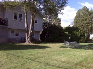 64 N Mill St APT 2, Holliston, MA 01746
