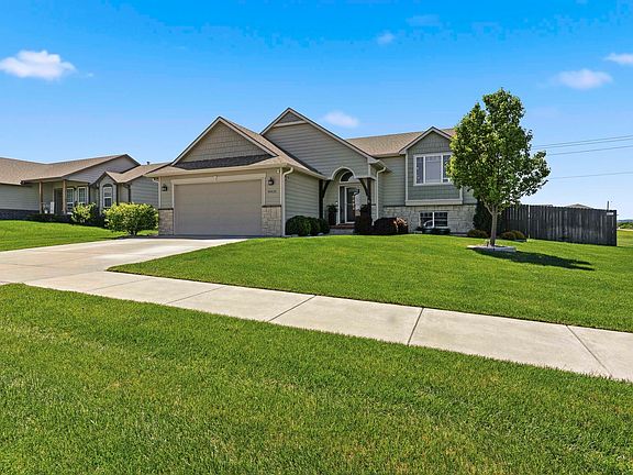 4th image of 9931 Lavender Ln