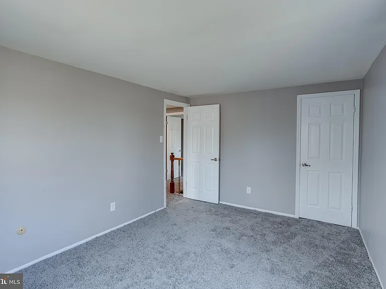 101 Bayberry Ct — Photo 17