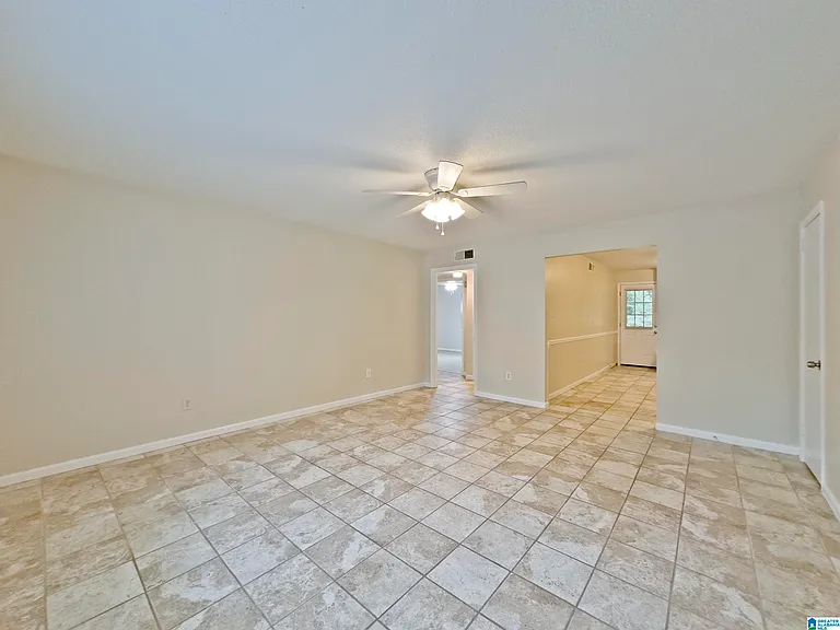 3229 Westbrook Dr #201 — Photo 2