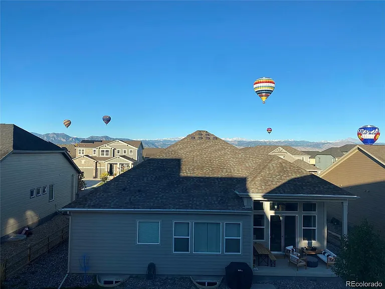 901 Sandstone Cir — Photo 12