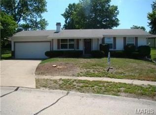 122 Caravel Ct, Ballwin, MO 63021