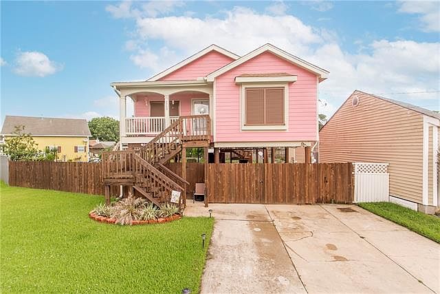 1st image of 2709 Ivy Pl