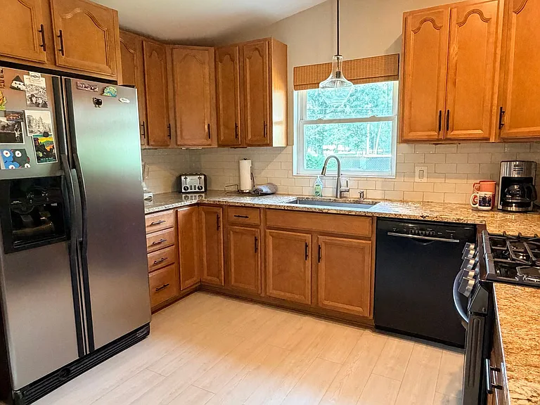 4234 Riverside Dr — Photo 29