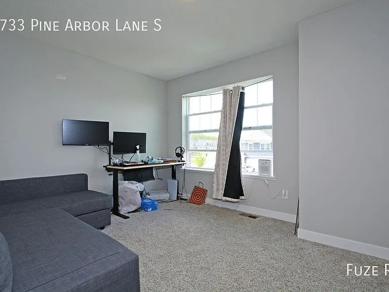 6733 Pine Arbor Ln S — Photo 16