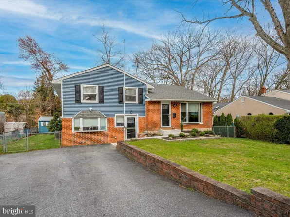 8 S Overhill Rd, Media, PA 19063