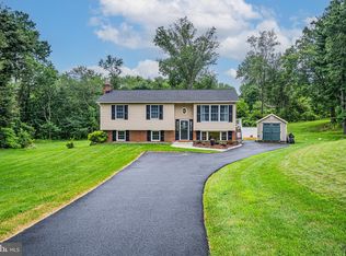 10318 Globe Ct, Ellicott City, MD 21042