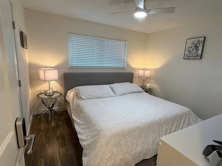41 Katie Ct — Photo 17