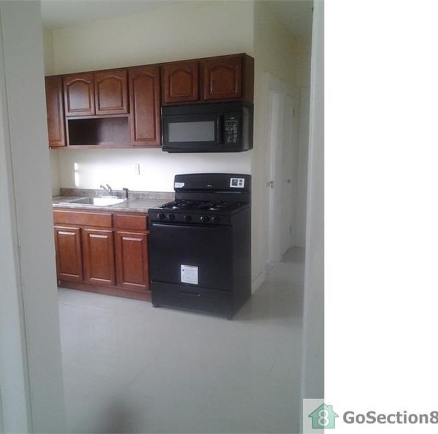 1st image of 89 Columbia Ave